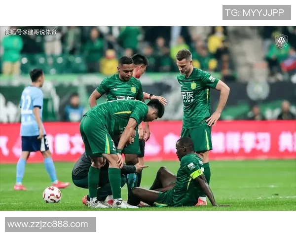 恒大与国安激战正酣比赛结果揭晓引发球迷热议