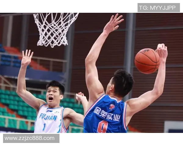 福建与四川篮球对决分析：战术布局与球员表现的全面解析